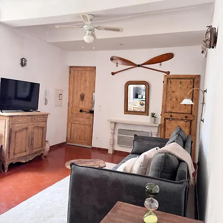 2-bedrooms Cosy Flat - 1 Minute Walk To Port Vauban 昂蒂布