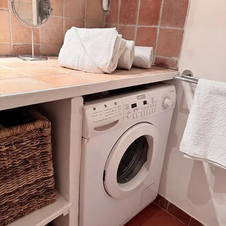2-bedrooms Cosy Flat - 1 Minute Walk To Port Vauban Διαμέρισμα *