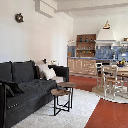 公寓 2-bedrooms Cosy Flat - 1 Minute Walk To Port Vauban *