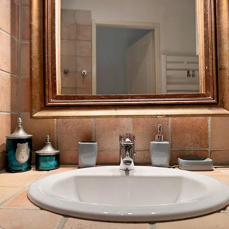 2-bedrooms Cosy Flat - 1 Minute Walk To Port Vauban 昂蒂布